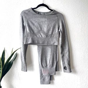 Gymshark Flex Activewear Set in Marl/Taupe